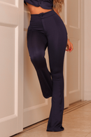 Calça Flare Básica com Bolsos Empina Bumbum