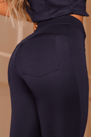 Calça Flare Básica com Bolsos Empina Bumbum