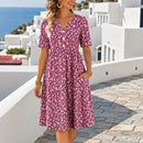 Vestido Midi Florena com Botões Frontais, Estampa Floral e Mangas Curtas